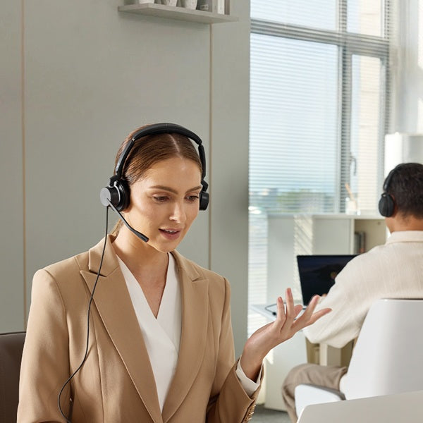 Auricular VT Nexus 36 con triple cancelacion de ruido (ENCx3) y USB